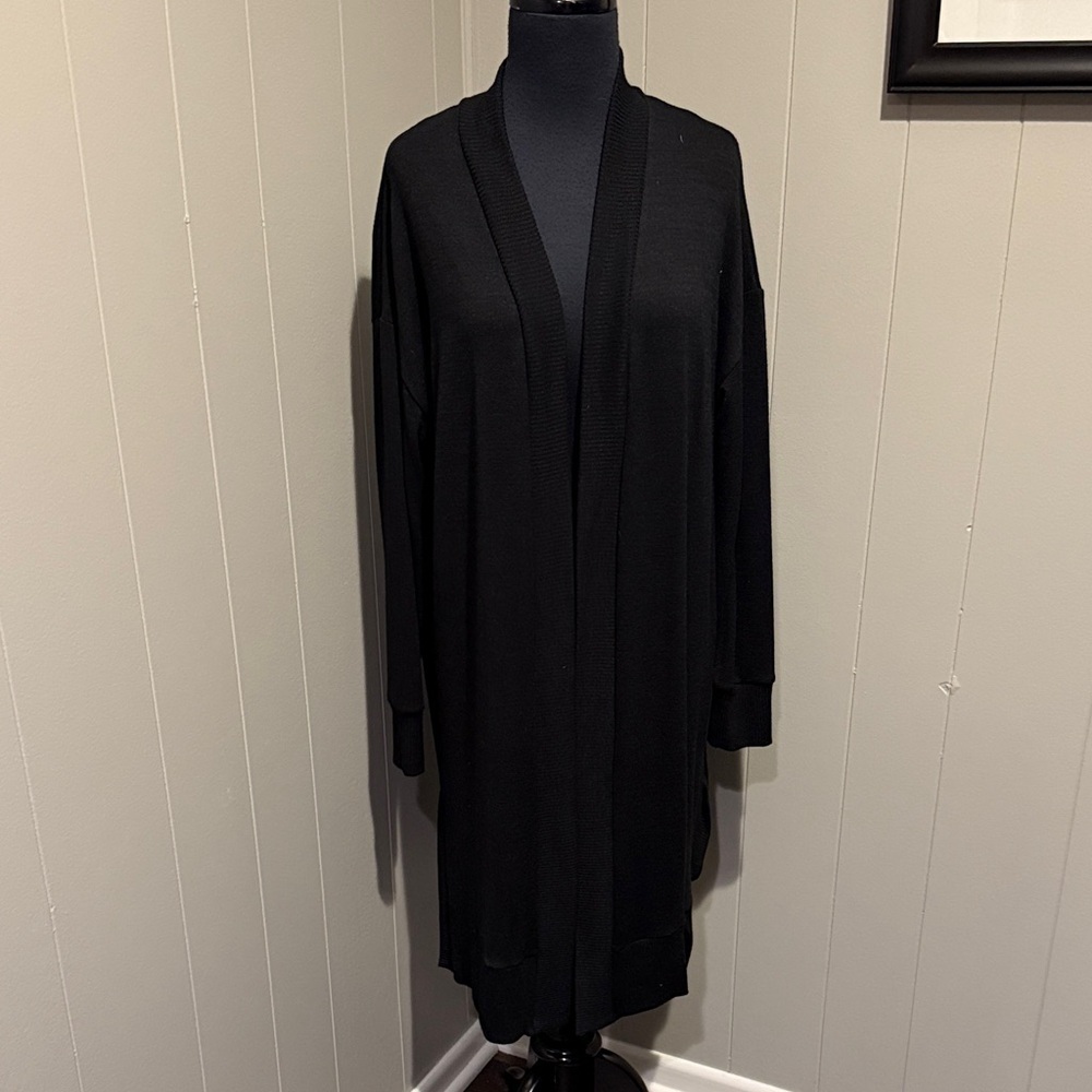 GAP Preppy Minimal Elegant Black Long Contemporary Women's Cardigan